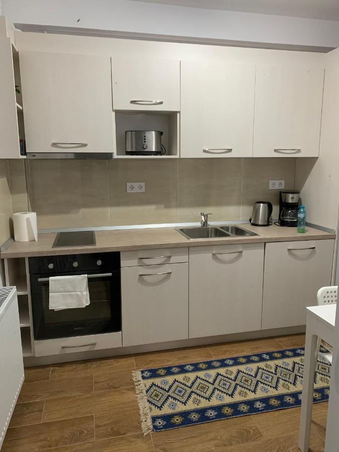 Welcoming Gemini Apartment 1 Σίμπιου Εξωτερικό φωτογραφία